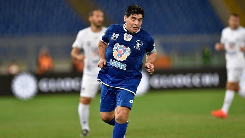 UEFA maçlarında Maradona için 1 dakikalık saygı duruşu