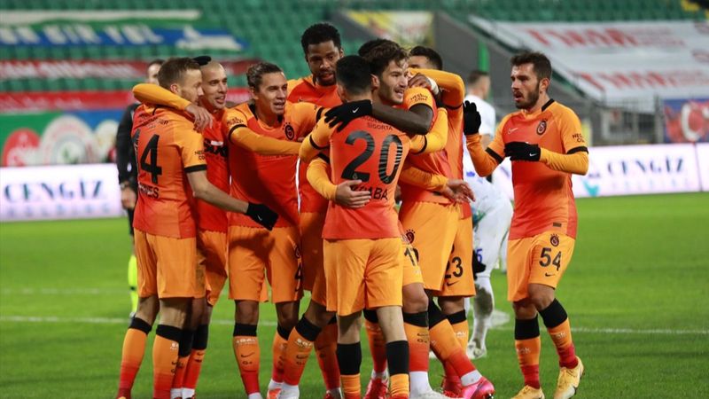 Diagne hat-trick yaptı Galatasaray, Rizespor'u farklı yendi