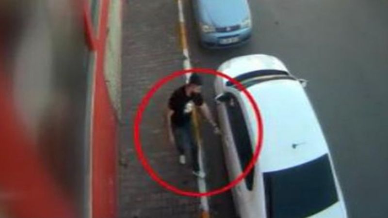 Sultanbeyli'de firari şüphelinin yakalanma anı kamerada