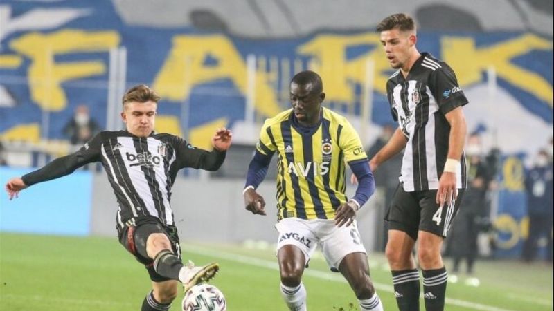 Papiss Cisse'nin eşinden Erol Bulut'a tepki