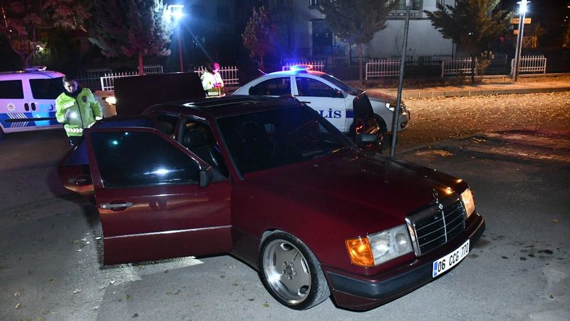 Aksaray'da 'dur' ihtarına uymayan sürücü kaçtı