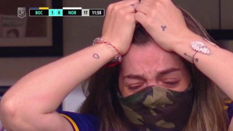 Maradona'nın kızı maçta gözyaşlarını tutamadı