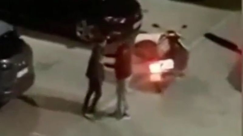 Başakşehir'de motosikletli kuryelerin kavgası kamerada