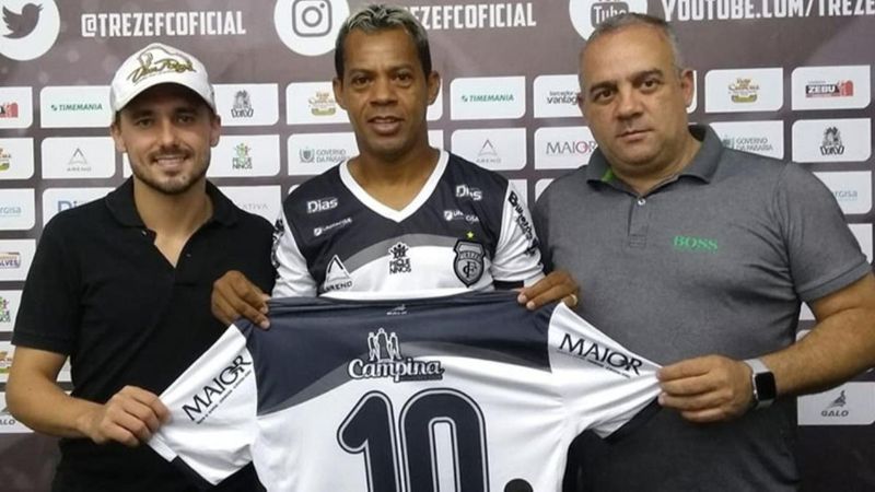 Marcelinho 45 yaşında sözleşme imzaladı