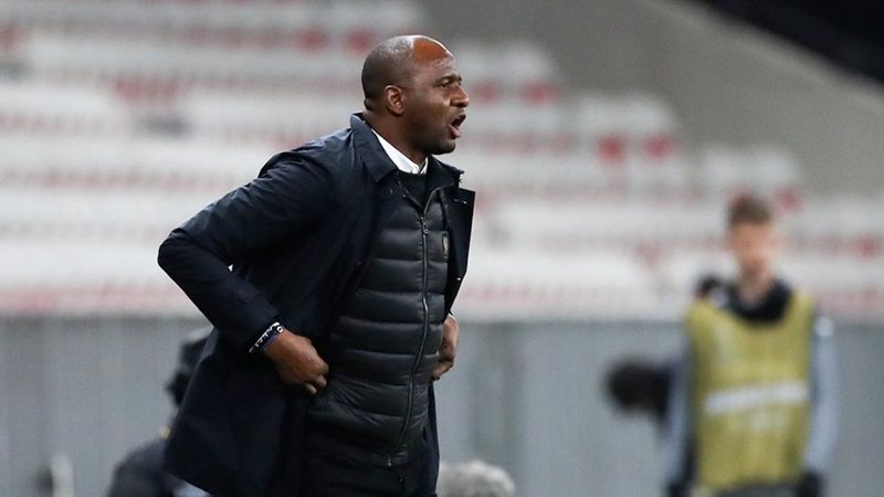 Nice, Patrick Vieira'yı gönderdi