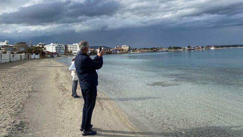 Çeşme, sokağa çıkma yasağıyla hareketlendi