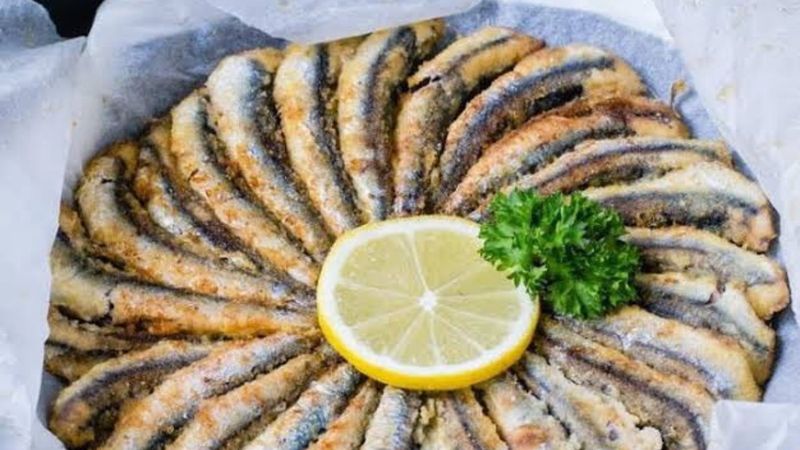 Trabzon Emniyeti'nden sürücülere: Ceza yeme, hamsi ye