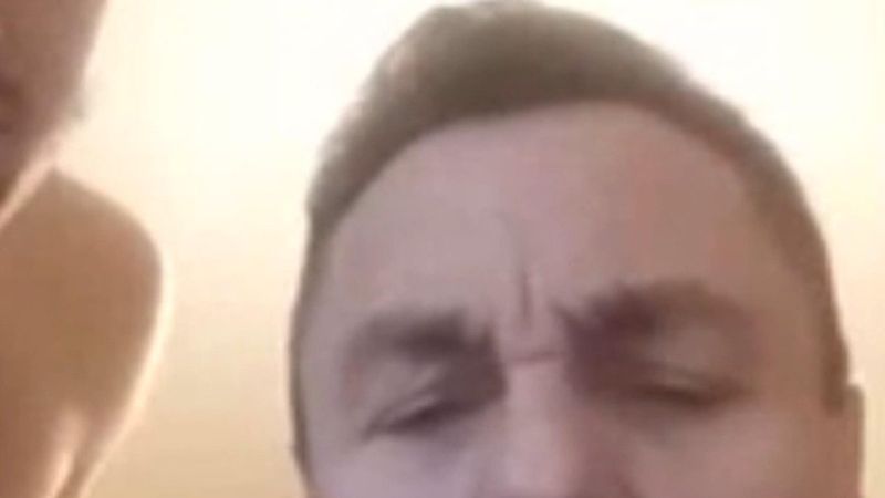 Litvanya'da eşcinsellik karşıtı politikacı, Zoom'da bir erkekle görüldü