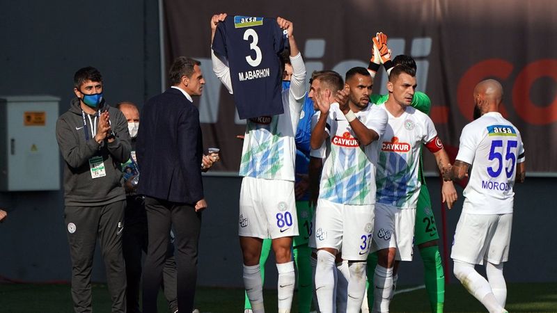 Rizesporlu futbolcular Abarhoun'u unutmadı