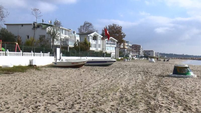 Yazlıkçılar, vakalar arttıkça temelli yerleşmeye başladı