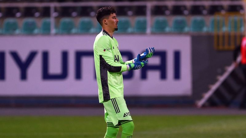 Altay Bayındır, Denizlispor maçında devleşti