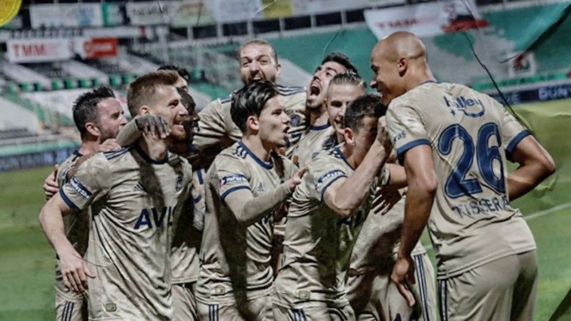 Fenerbahçe, Denizlispor'a gönderme yaptı