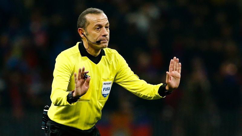 UEFA'dan Cüneyt Çakır ve Halil Umut Meler'e görev