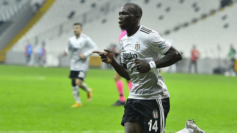 Beşiktaş, Aboubakar'ı satarsa Porto'ya kârdan pay verecek