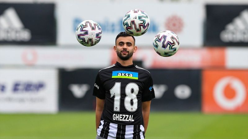 Ghezzal'a 'Beşiktaş'ta kalacak mısın' diye soruldu