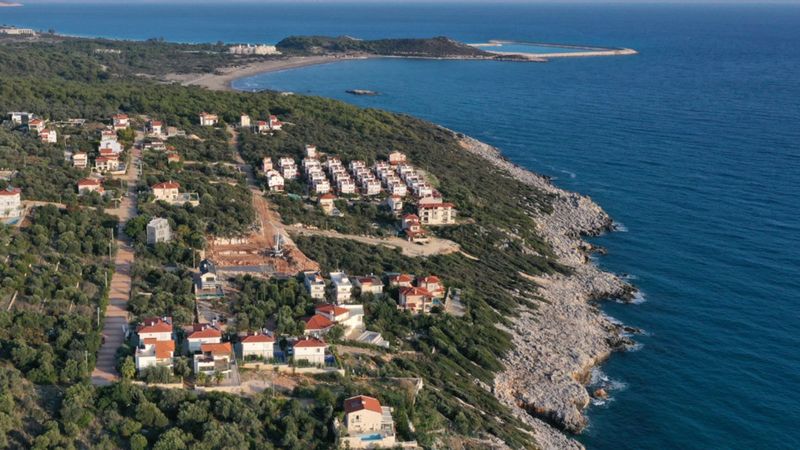 Antalya'da yazlıkçılar evleri kışlığa çevirdi