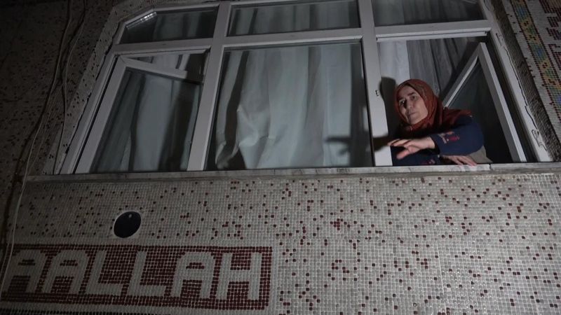 Arnavutköy'de kürtaj yapılan eve baskın: 2 gözaltı