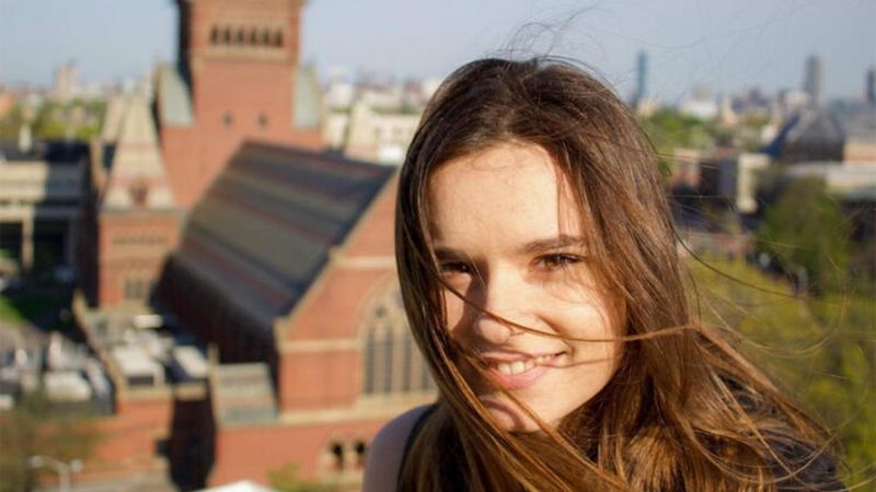 Ece Hakim, Türkiye'ye dönüyor