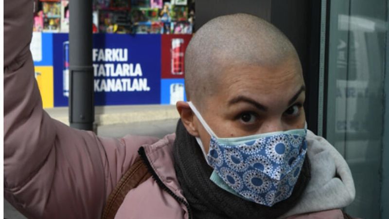 Nez, saçlarını neden kazıttığını açıkladı