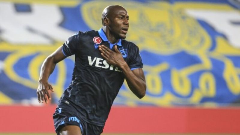 Benik Afobe yine sınıfta kaldı