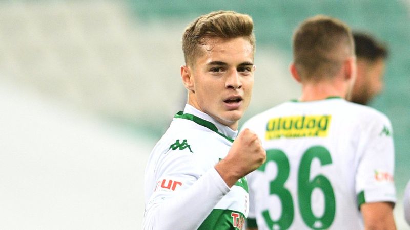 Bursasporlu Batuhan Kör'ün performansı dikkat çekiyor