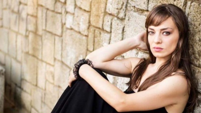 Masumlar Apartmanı Naci'nin eşini kim oynuyor? Pervin Bağdat kimdir, kaç yaşında?