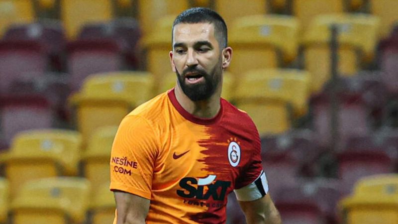 Arda Turan: Kupa maçında bile konuşur olmuşsunuz