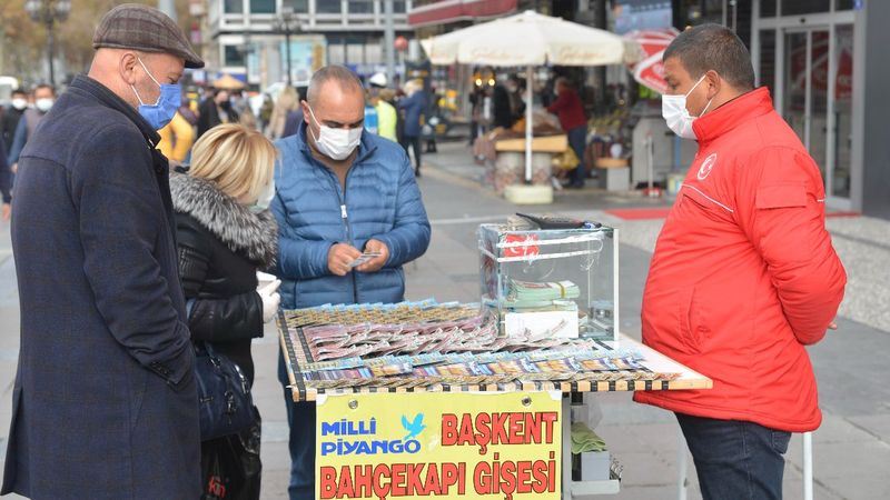 Ankara'da yılbaşı biletleri tükeniyor