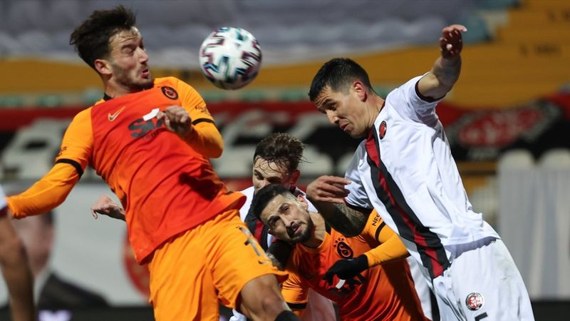 Galatasaray deplasmanda Karagümrük'e yenildi