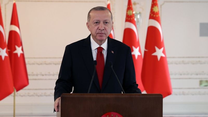 Cumhurbaşkanı Erdoğan: Demokrasiden bahsedenlerin AK Parti'ye tutumu katıksız faşizm