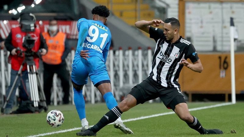 Beşiktaş evinde Erzurumspor'u 4 golle devirdi