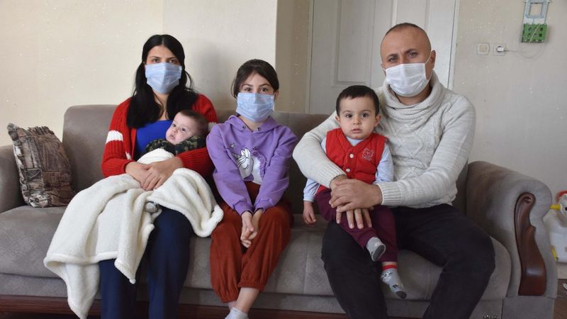 İzmirli aile SMA hastası çocukları için yardım bekliyor