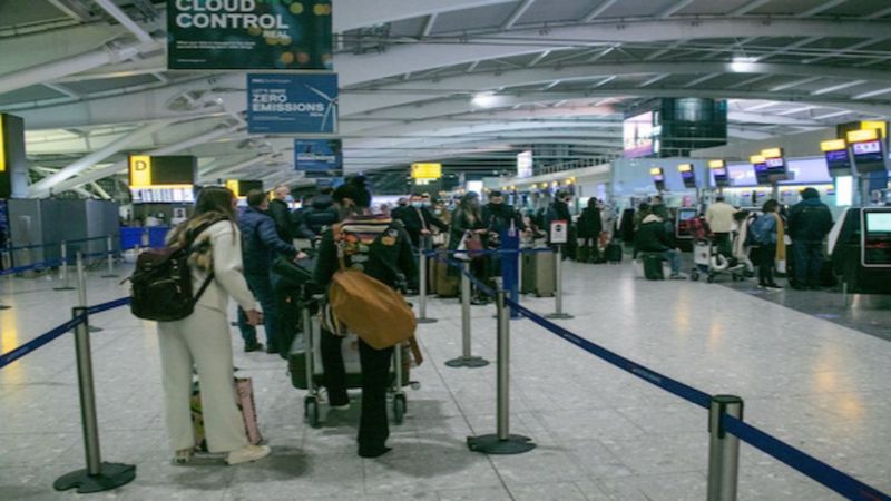 Mutasyon nedeniyle İngiltere’ye seyahat yasağı genişliyor