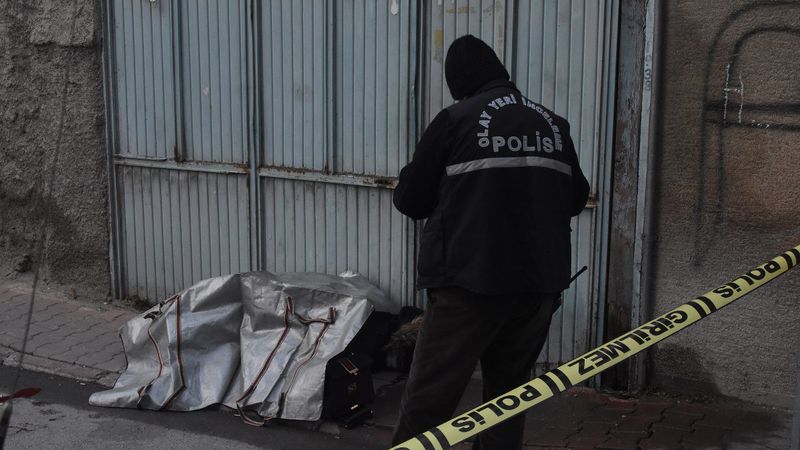 Konya'da eşini öldürüp, intihara kalkıştı