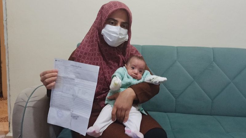 Kahramanmaraş'ta Hiranur bebek, göz tedavisi için yardım bekliyor