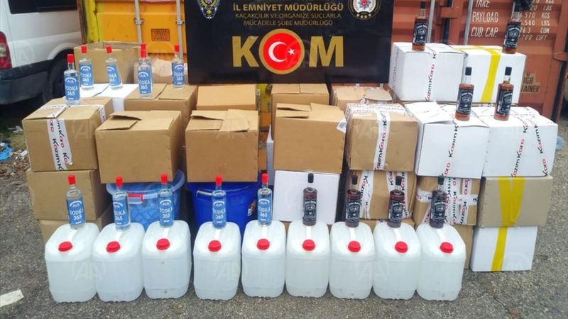 Gaziantep'te yılbaşı öncesi sahte içki operasyonu düzenlendi