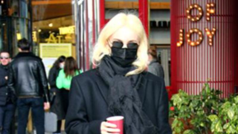 Gülşen Türkiye'ye döndü