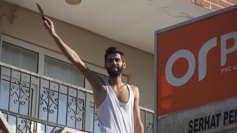 Adana'da imam, intiharı önledi