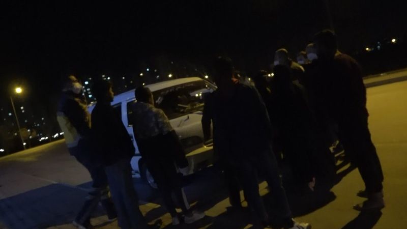 Bursa'da kısıtlamada taşlı sopalı kavga pahalıya patladı