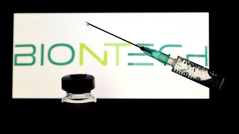 Fahrettin Koca: BioNTech ile anlaşma imzalandı