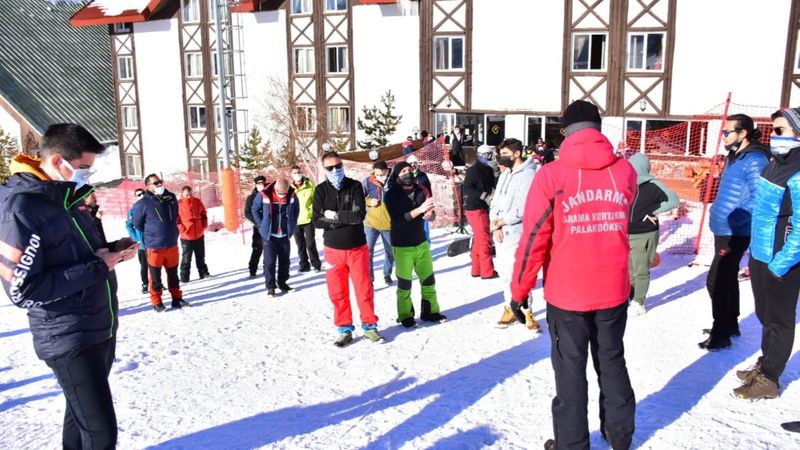 Palandöken’de kayak yasağı krizi