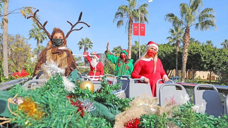 Mersinli vatandaşlar için 'renkli' yılbaşı etkinliği