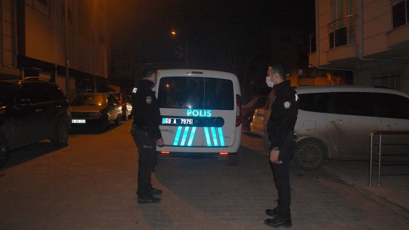 Tekirdağ'da banka önünde unutulan paketi polis fark etti