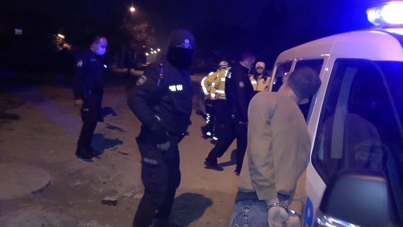 Denizli'de ters şeritten giden sürücü, yakalanınca ağladı