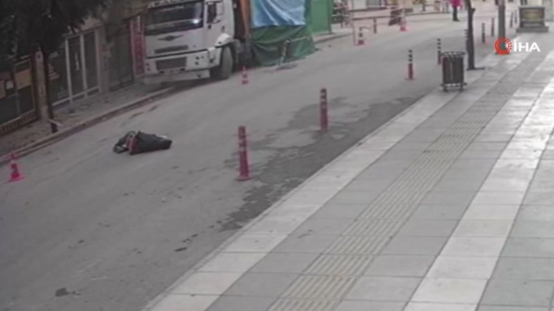 Elazığ'da deprem anında pencereden atladı