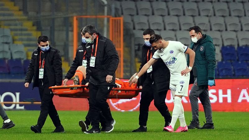 Skrtel'in aşil tendonu koptu