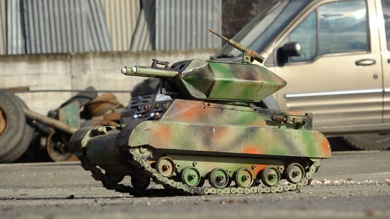 Hurda parçalarından mini tank yapan Trabzonlu