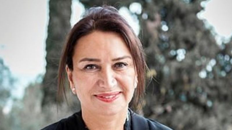 Demet Akbağ filmine sahip çıktı