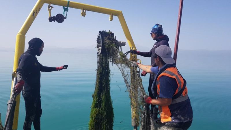 Beyşehir Gölü'nden hayalet ağlar çıkarıldı