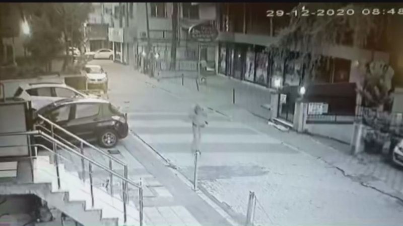 Maltepe'de öldürülen Aylin Sözer'in katilinin, binaya giriş anı